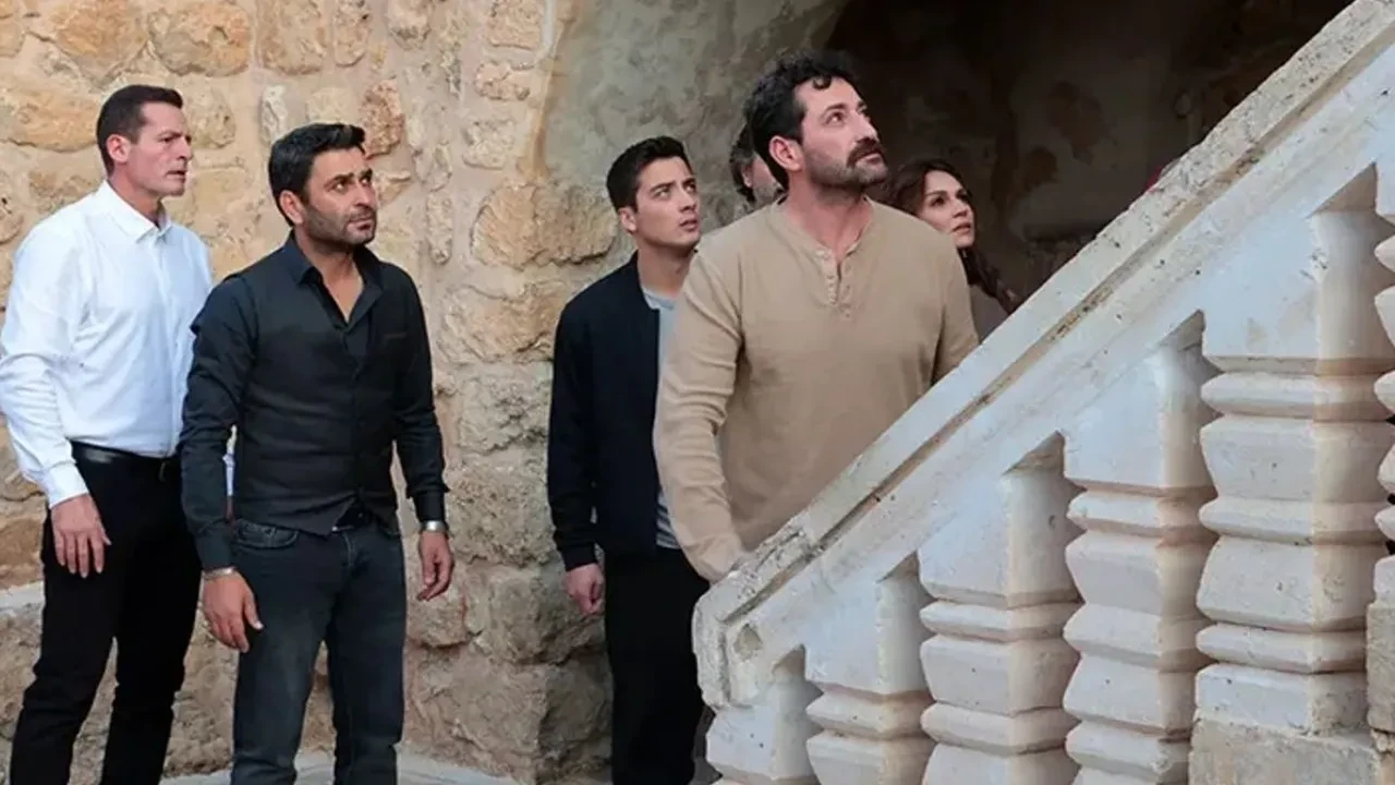 Uzak Şehir’in Boran’ı Burç Kümbetlioğlu diziye veda mı edecek? Uzak Şehir Boran diziden ayrılıyor mu?