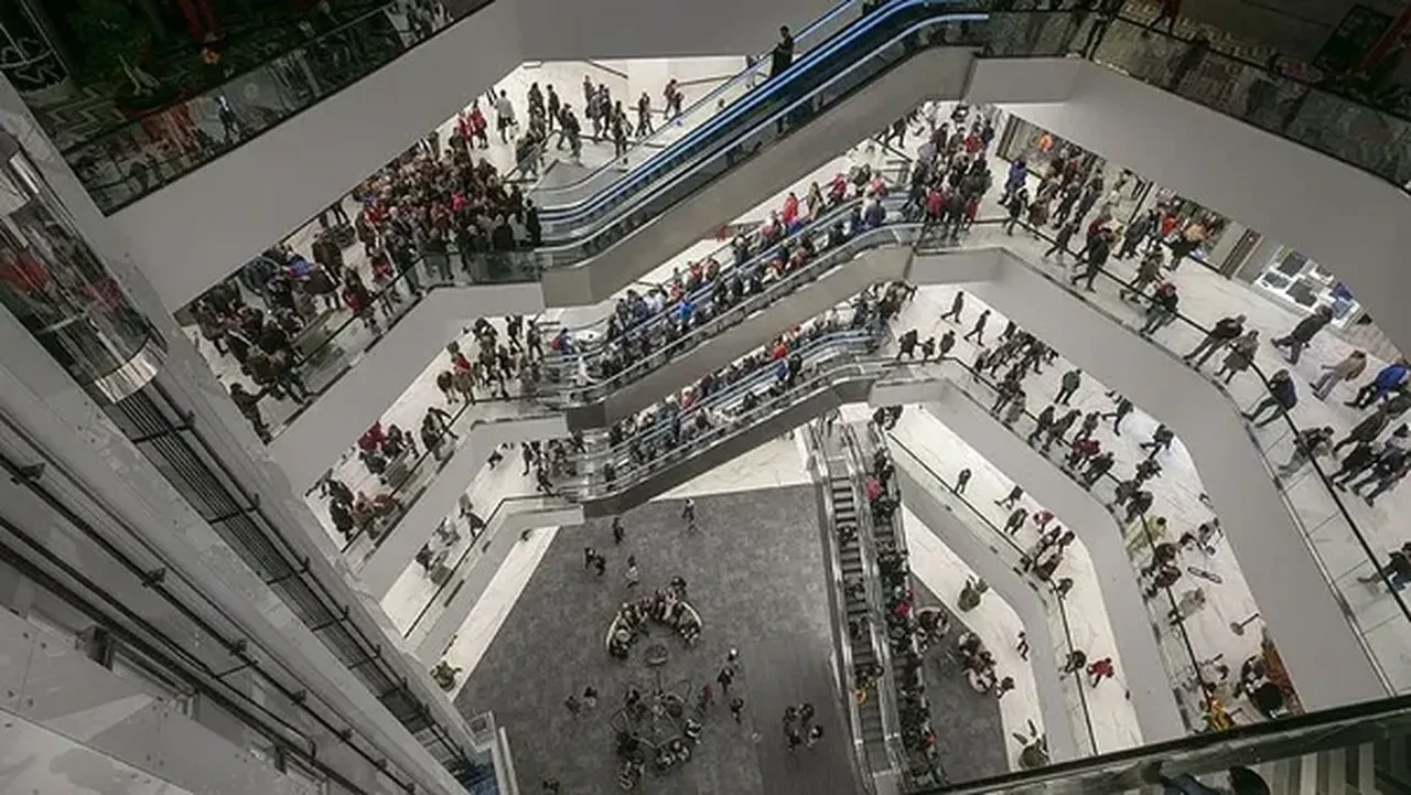 Yarın AVM’ler açık olacak mı? 23 Nisan AVM çalışma saatleri