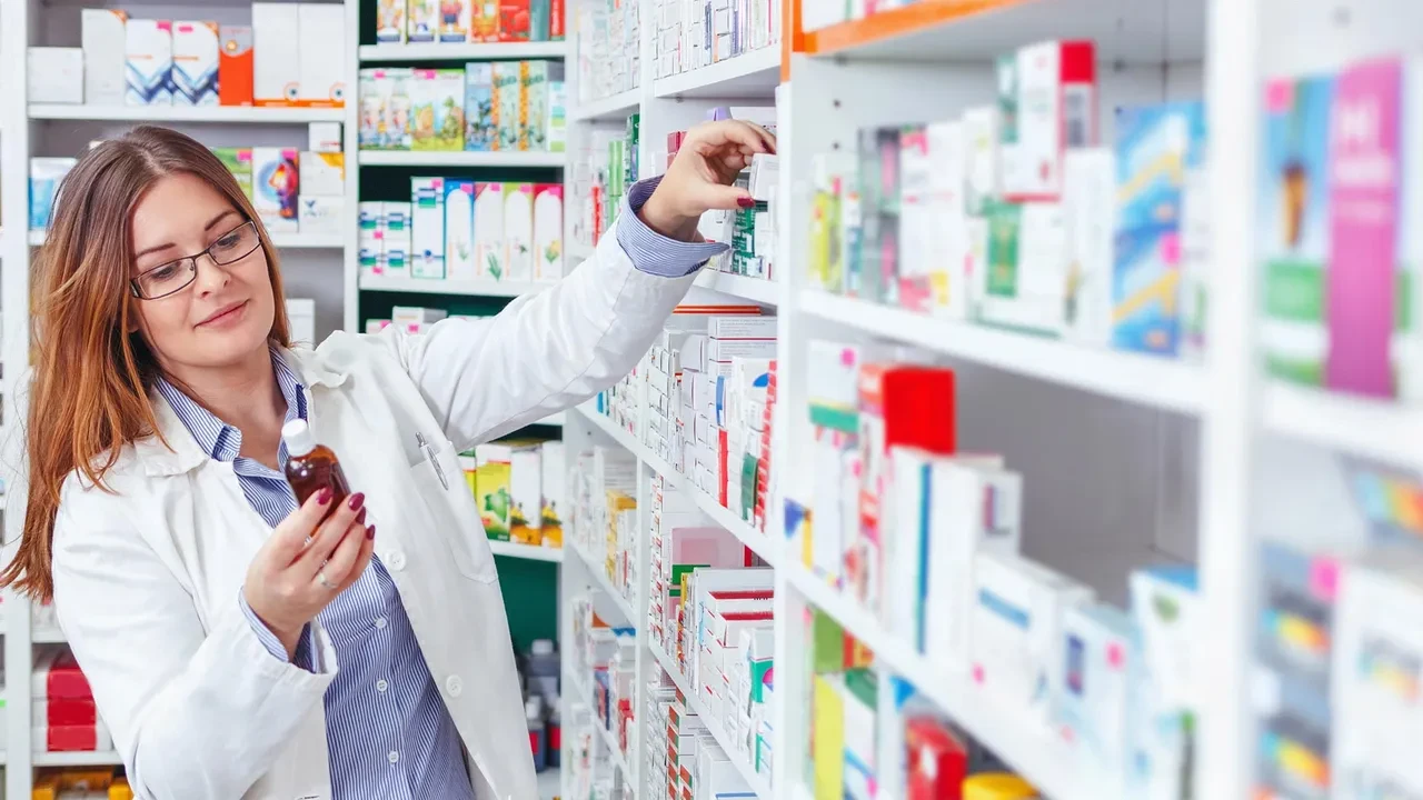 Yarın eczaneler açık mı: 23 Nisan nöbetçi eczane listesi!