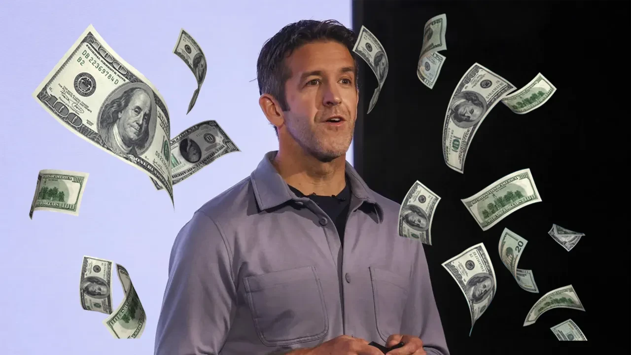 Yeni Apple CEO'su John Ternus'un alacağı dudak uçuklatan maaş gündem oldu