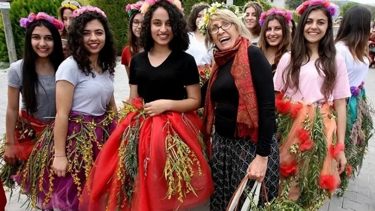 2026 Alaçatı Ot Festivali hangi sanatçılar gelecek?