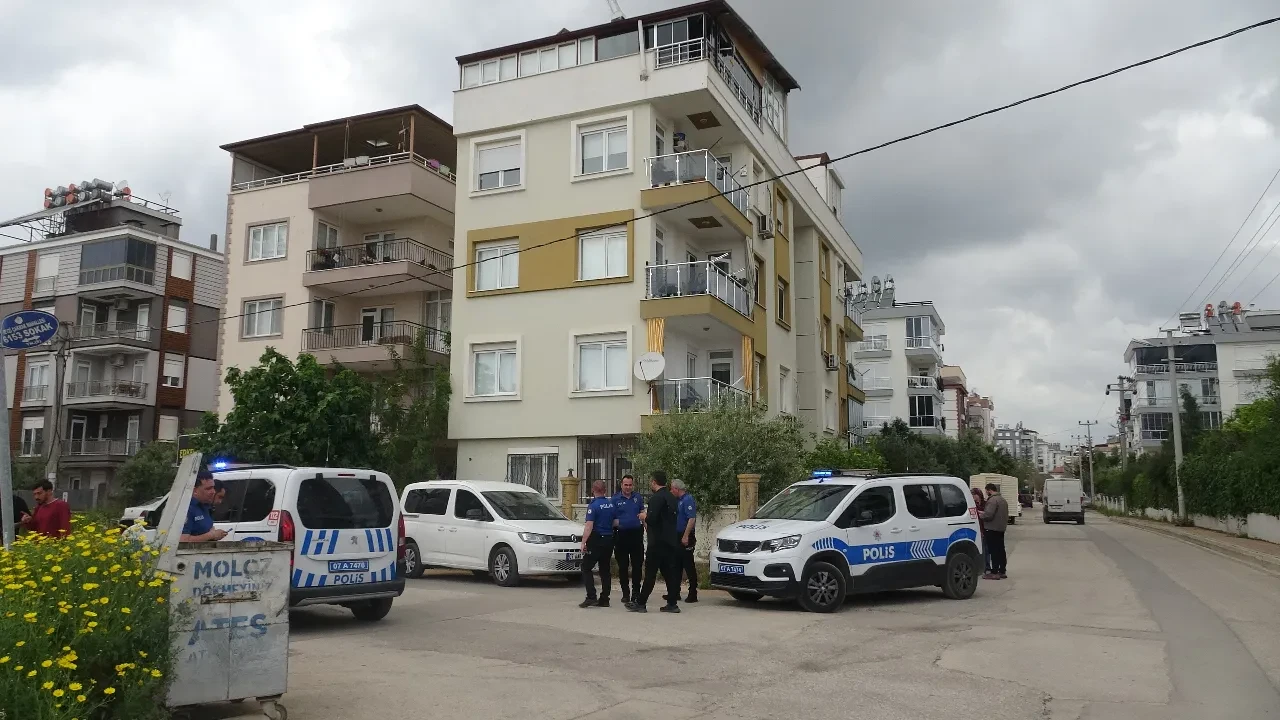 Arabanın anahtarını vermeyen annesine dehşeti yaşattı! Pompalı tüfekle saldırıp kaçtı