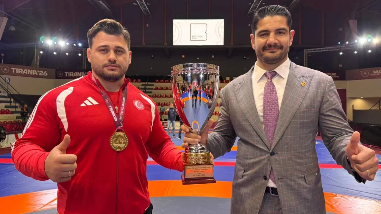 Grekoromen Güreş Milli Takımı, Avrupa ikincisi! Türkiye, 4 madalya kazandı