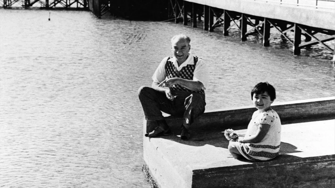 Kurumsal 23 Nisan Mesajları 2026 ve Atatürk Fotoğrafları! Atatatürk’ün 23 Nisan ile ilgili kullandığı sözler ve mesajlar