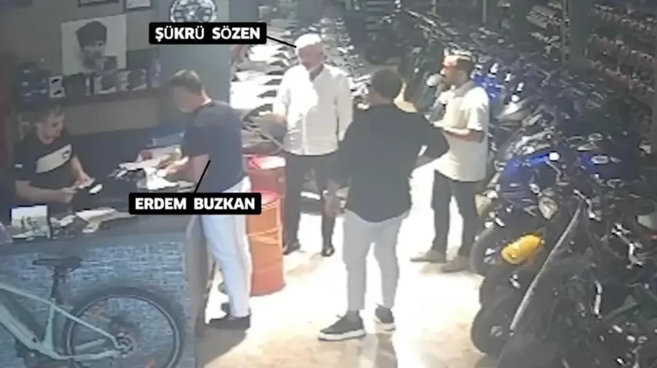 Manavgat eski Belediye Başkanı Şükrü Sözen'in 'para alışverişi' kameralara yansıdı! 