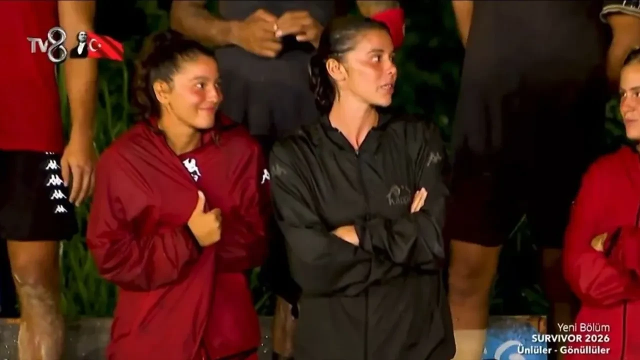 Nefise Seren Ay ile adada kaldı! Nagihan çılgına döndü