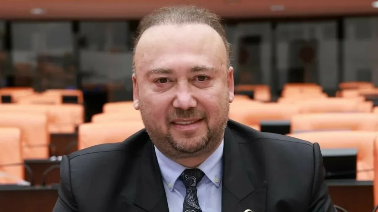 Özkan Yalım hakkında Uşakspor bahanesiyle milyonluk rüşvet iddiası! Tanık konuştu: 'Nakit 1 milyon TL’yi elden verdik, çekleri tek tek istedi'