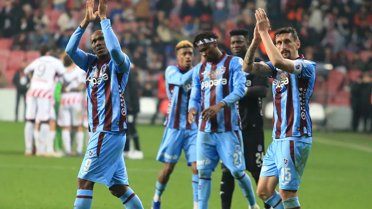 Trabzonspor Türkiye Kupası'nda Samsunspor'u penaltı atışlarında devirip yarı finale yükseldi