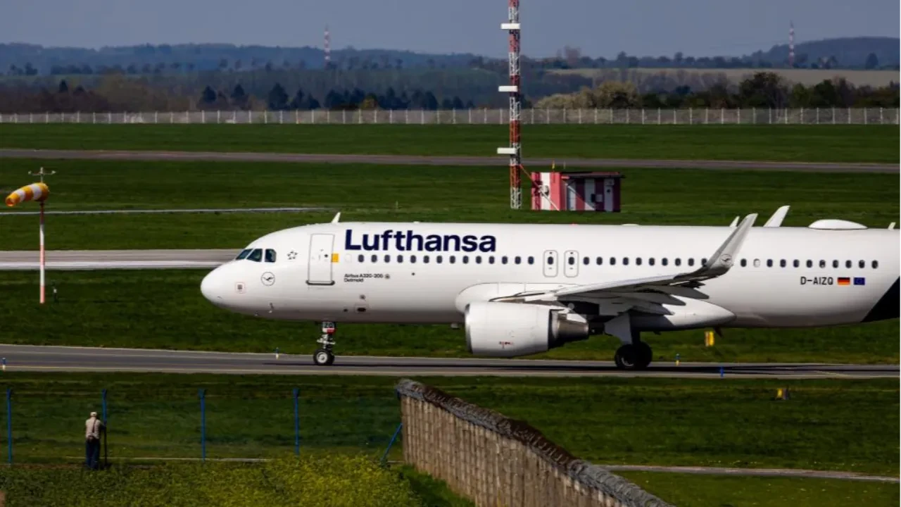 Ücretsiz el bagajı uygulaması kalkıyor! Almanya havayolu şirketi Lufthansa'dan açıklama 