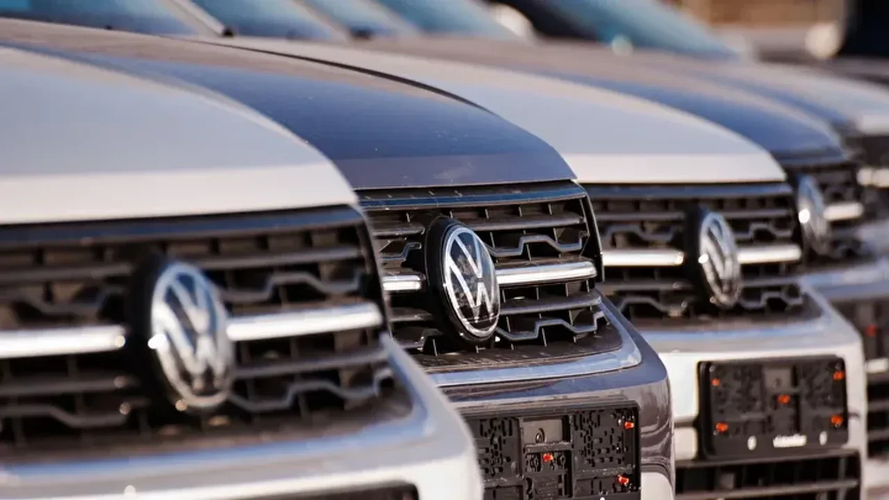 Volkswagen’de alarm: Üretim 1 milyon araç düşüyor