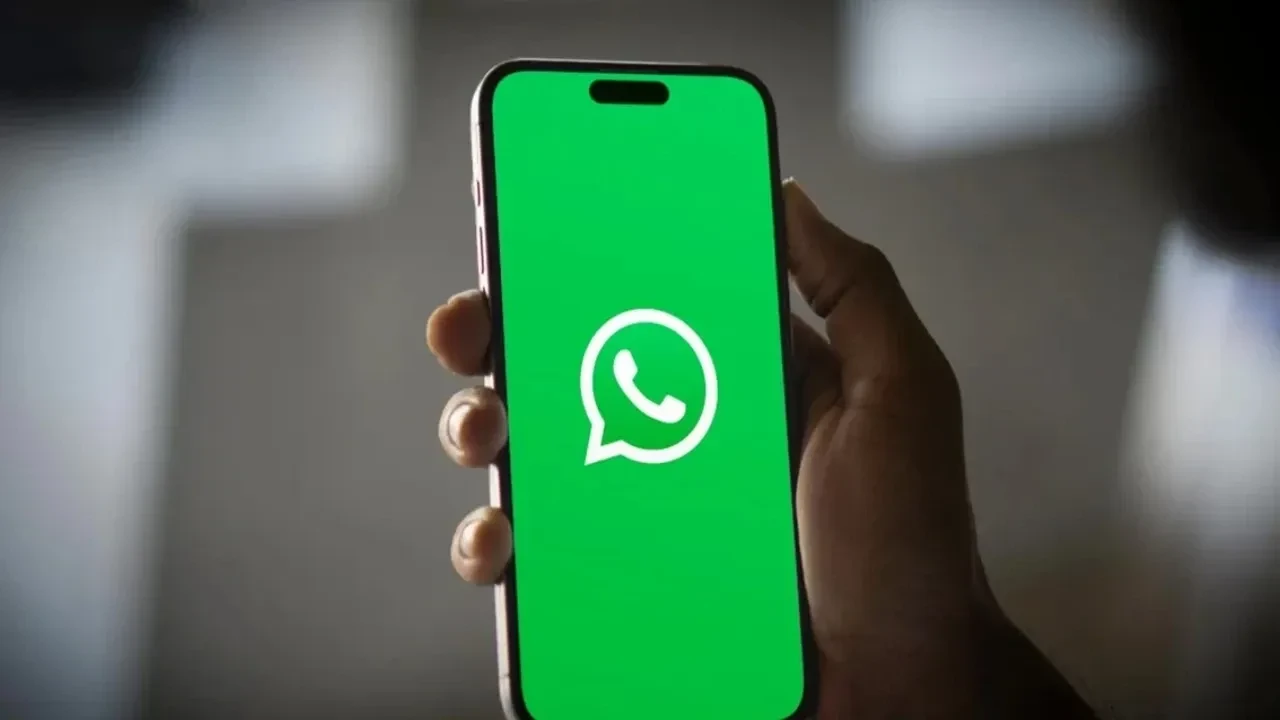 WhatsApp’tan yeni dönem başlıyor: Özet oluşturacak
