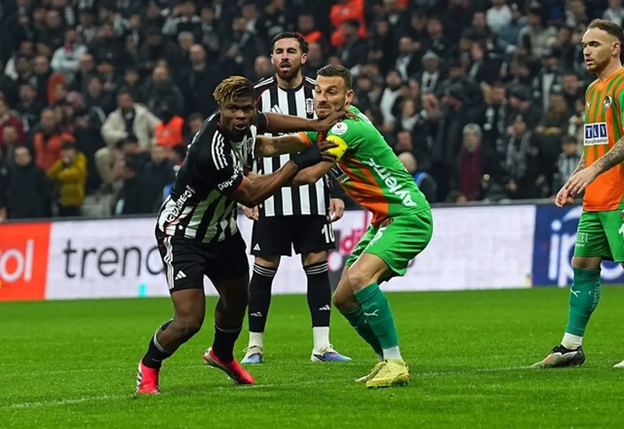 Ziraat Türkiye Kupası'nda dev randevu! Beşiktaş ve Alanyaspor ilk kez karşı karşıya: İşte Sergen Yalçın'ın muhtemel 11'i...