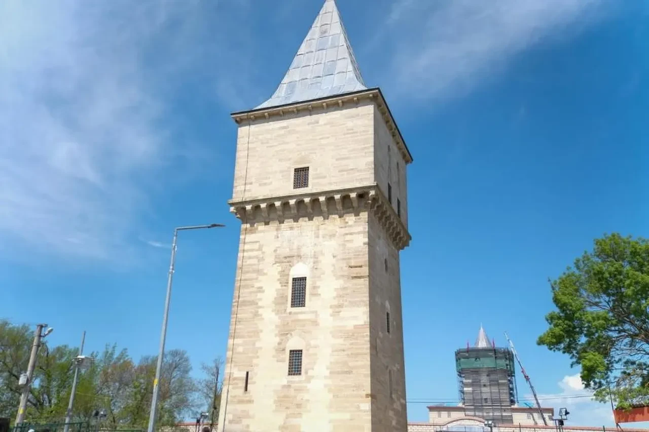 Adalet Bakanı Gürlek, Adalet Kasrı'nı ziyaret etti