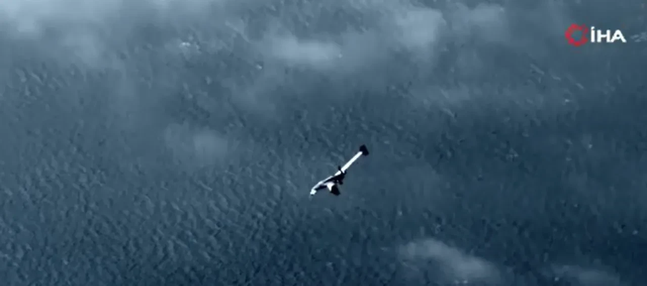 Baykar'dan yeni nesil dolanan mühimmat: Sivrisinek!   