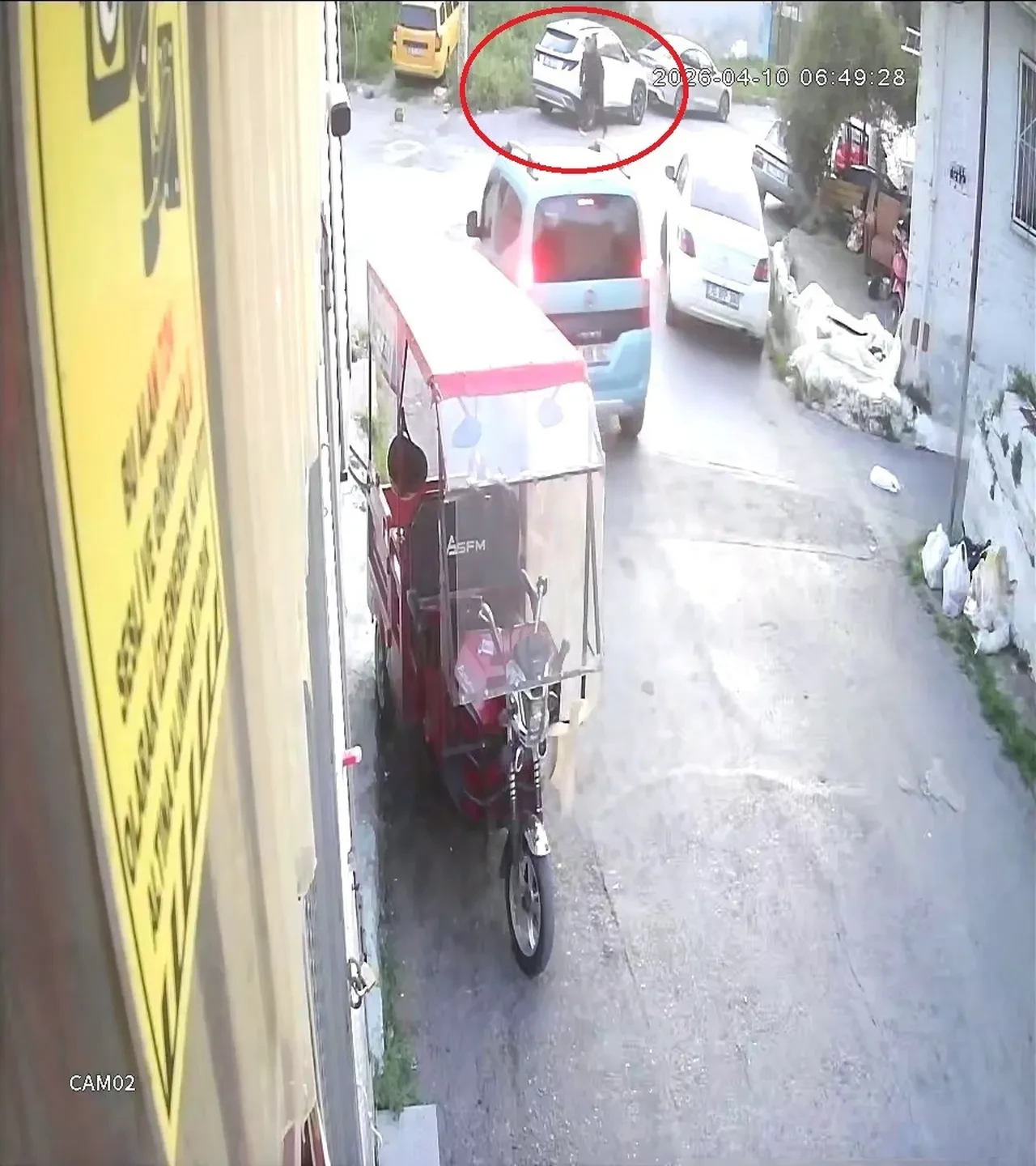 Cinayet işledi, Estetikle bambaşka biri olup kardeşinin yerine geçti!