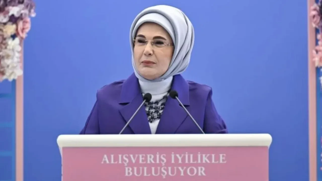 Deniz Baysal Ava Yaman ve Serkan Çayoğlu Emine Erdoğan ile bir araya geldi! İşte o kare 