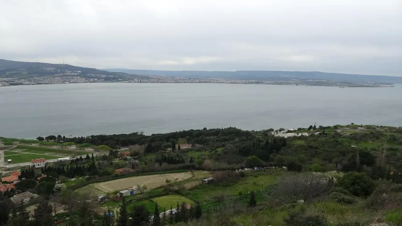 Dünya harp tarihinde ilk! Türkler elektronik harbi Çanakkale'de başardı: Telsizlerimize girmişler