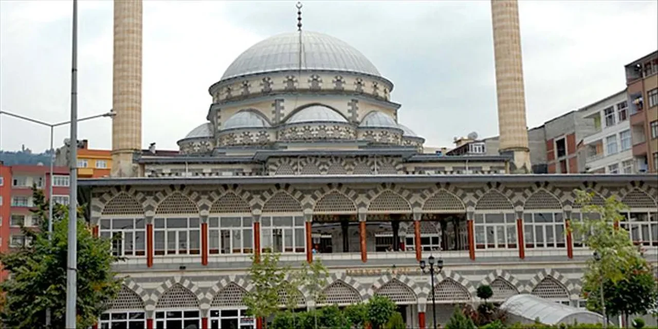 Kurumsal cuma mesajları ve sözleri (24 Nisan’a özel) Resimli, yazılı, dualı ve hadisli hayırlı cumalar mesajları