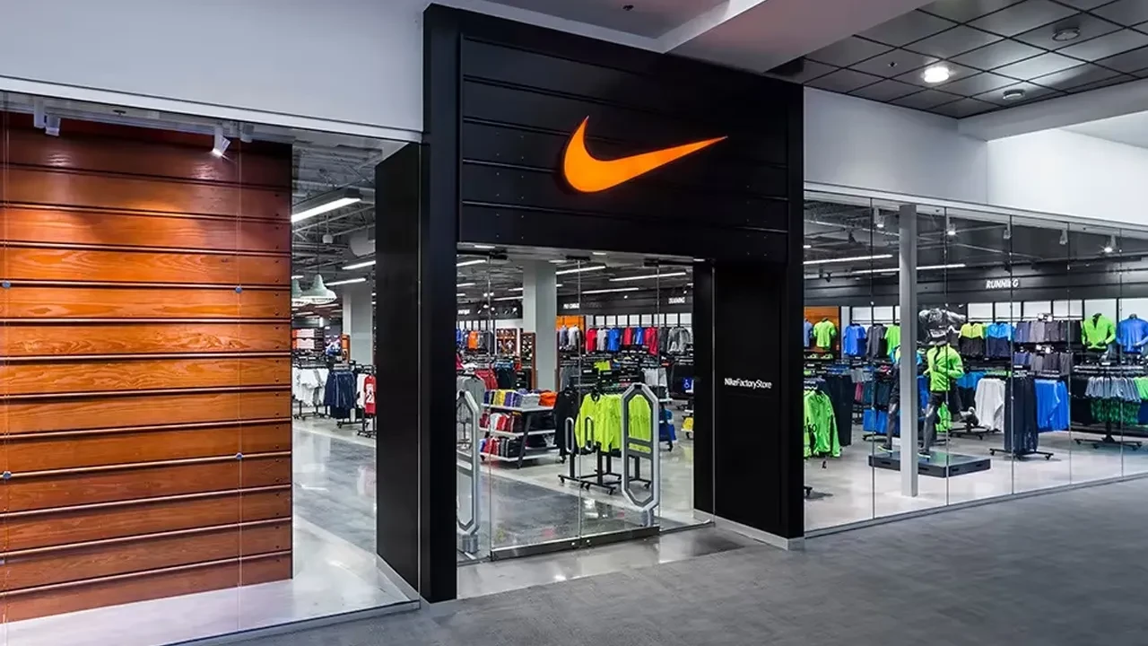 Nike dev tenkisatı duyurdu: Yüzlerce kişi işten çıkarılacak