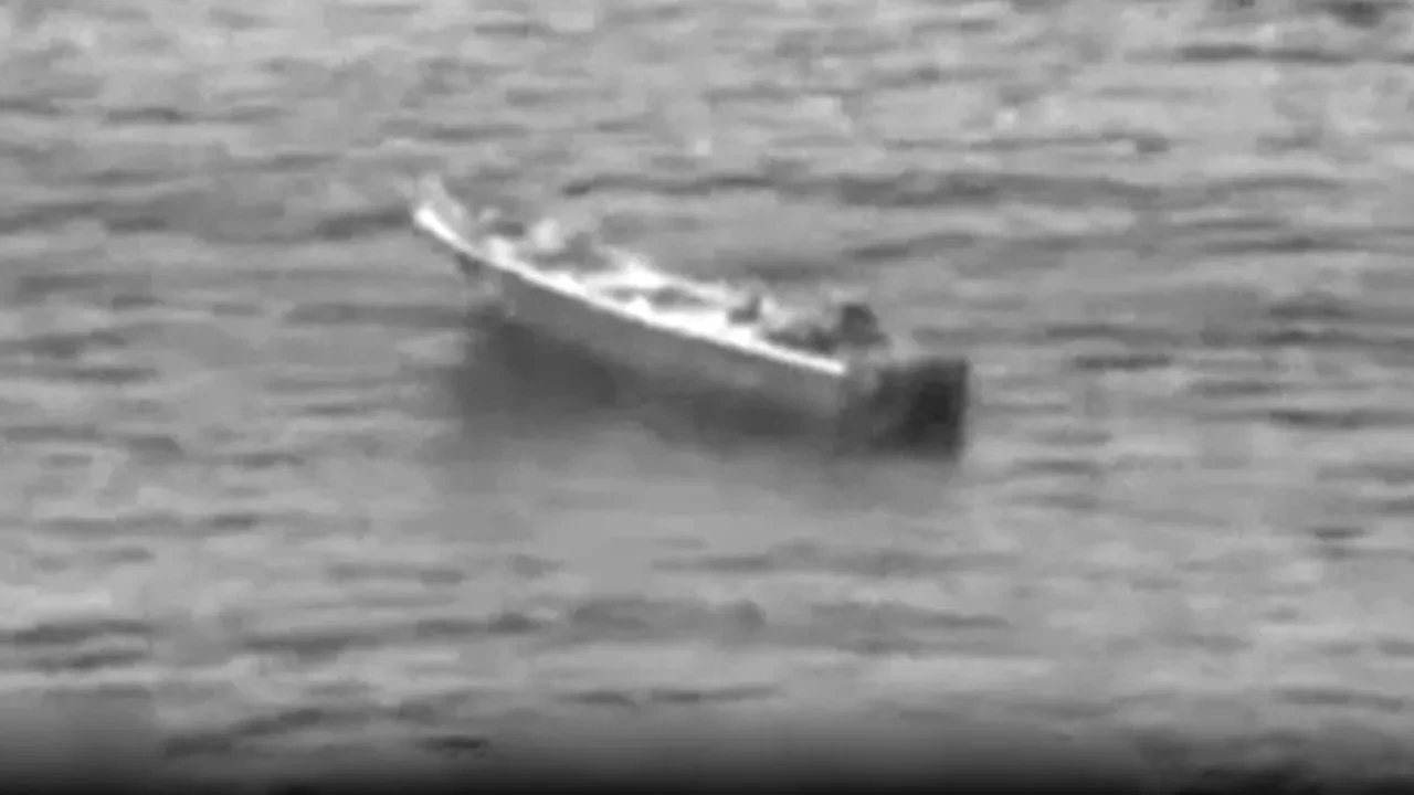 ABD, Pasifik’te uyuşturucu taşıyan tekneyi vurdu