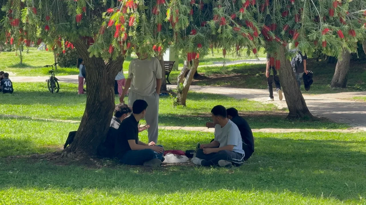 Adana'da termometreler çıldırdı! Sıcaklık değerlerini görenler şaştı kaldı 