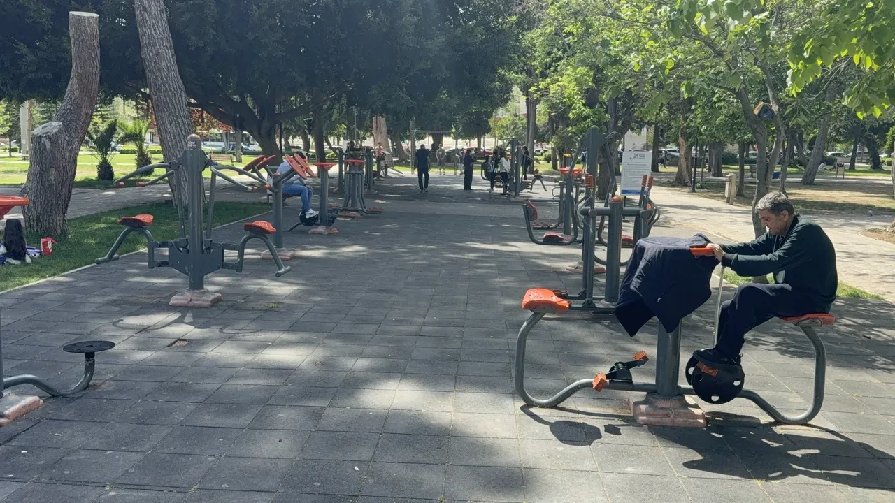 Adana'da termometreler çıldırdı! Sıcaklık değerlerini görenler şaştı kaldı 