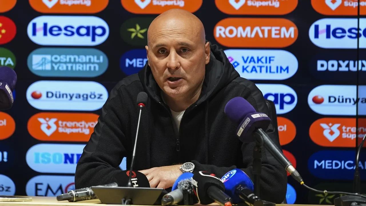 Antalyaspor'da Sami Uğurlu, Göztepe yenilgisinin ardından konuştu! 