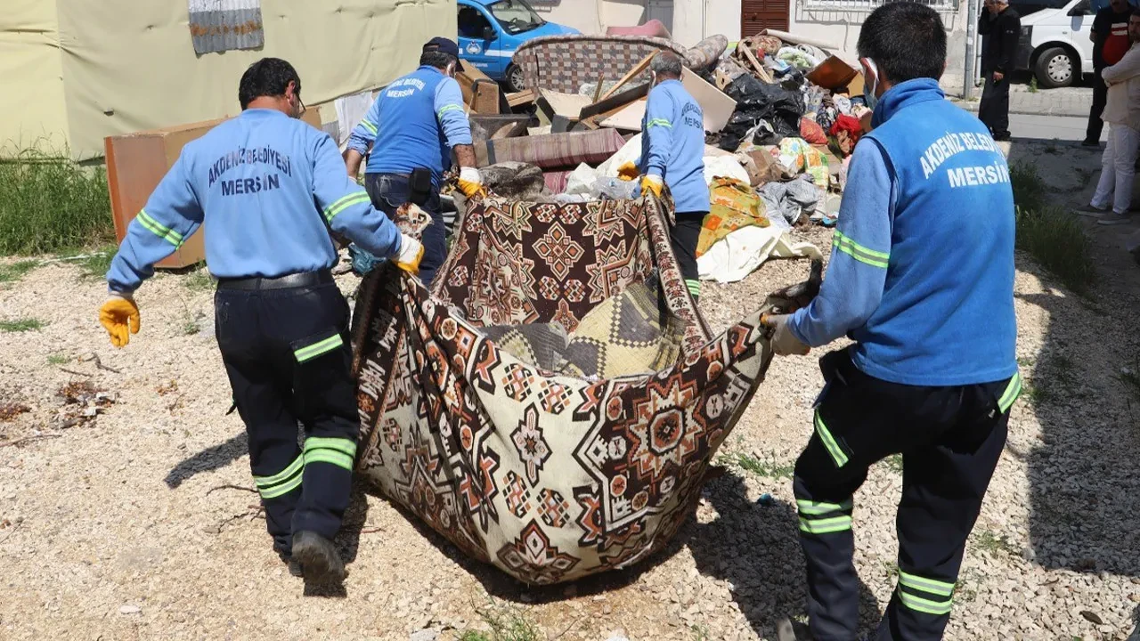 Aynı ev aynı kabus! Mahalle sakinleri şikayet etti, ekipler manzara karşısında şoke oldu