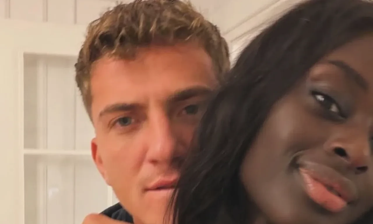 Milli futbolcu Bertuğ Özgür Yıldırım ve Oriana Correia Gomis