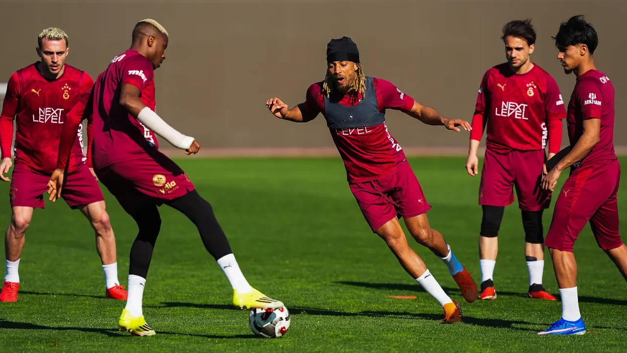 Galatasaray derbi hazırlıklarını tamamladı! Sarı-kırmızılılar Fenerbahçe'yi bekliyor