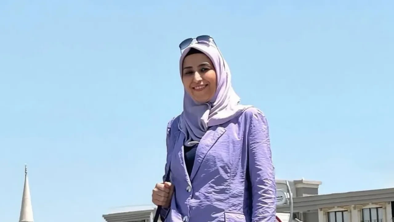 İbrahim Tatlıses’in kızı Gülşen’den dikkat çeken paylaşım! “Hepimiz meşgulüz zaten”