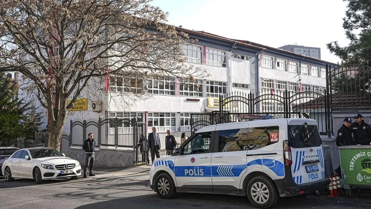 İçişleri Bakanlığı'ndan 81 ile genelge! Okullarda yeni dönem başlıyor: Riskli öğrenciler için yeni hamle 