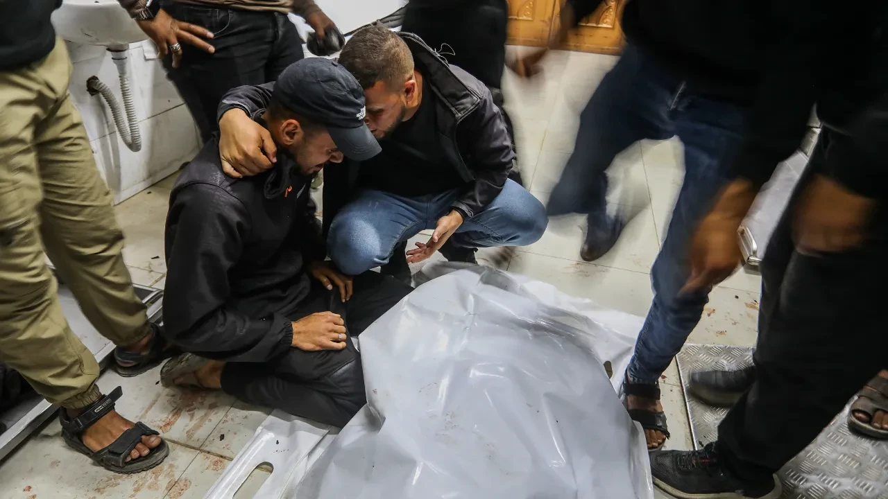 İsrail'in Gazze Şeridi'ne saldırılarında can kaybı 72 bin 585'e yükseldi