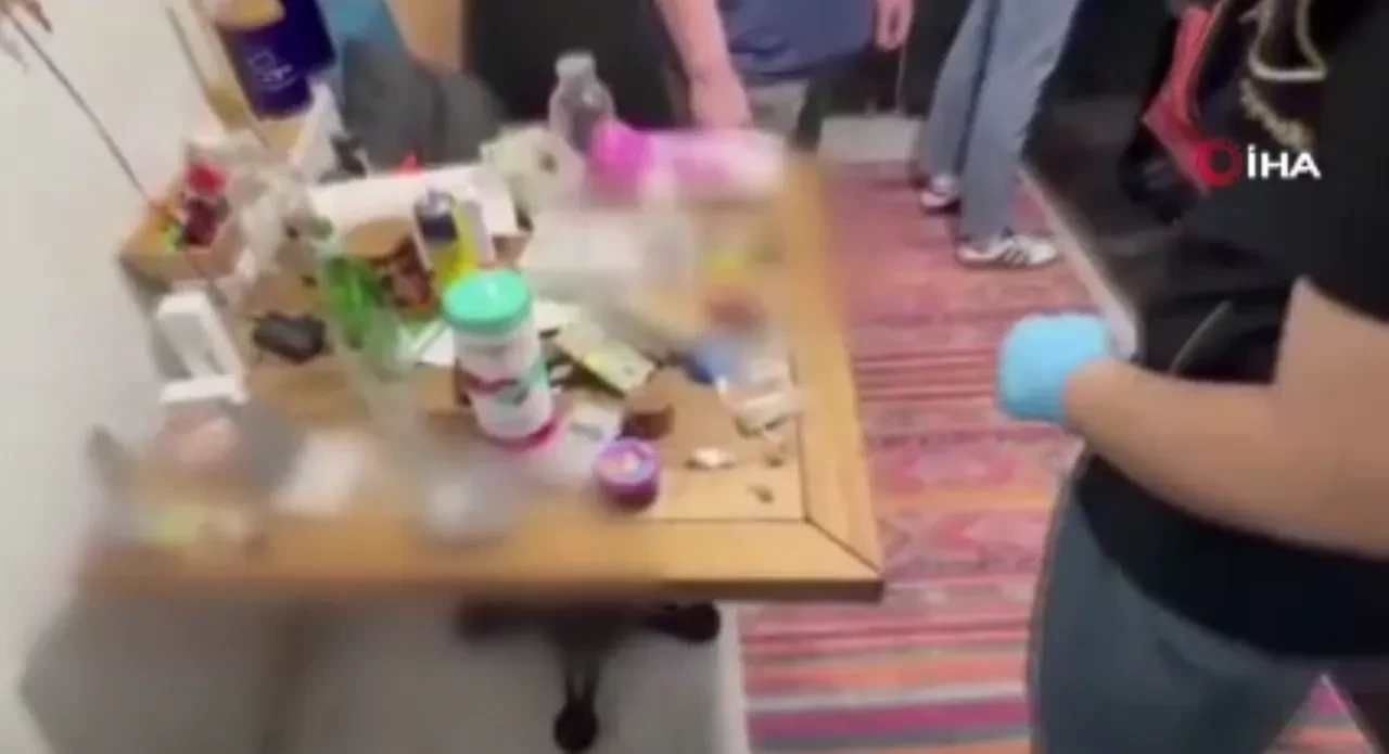 İstanbul merkezli 4 ilde dev fuhuş operasyonu: Yabancı uyrukluların da bulunduğu 52 kadın kurtarıldı