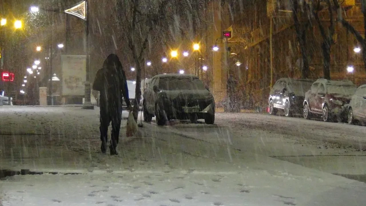 Kış geri geldi! Kars ve Erzurum kar yağışıyla beyaza büründü