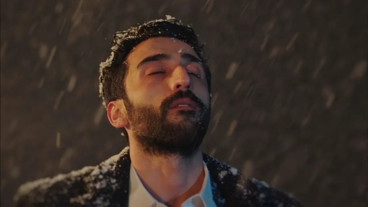 Kızılcık Şerbeti 5. sezon kadrosuna sürpriz isim! Firaz geri mi dönüyor?