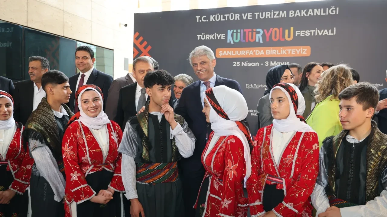 Mezopotamya’nın kalbi Şanlıurfa’da Kültür Yolu Festivali başladı!