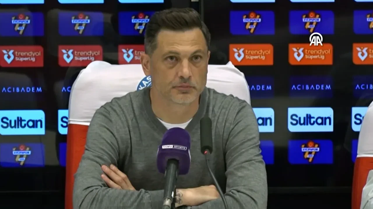 Mirel Radoi, Eyüpspor mağlubiyetini değerlendirdi! 