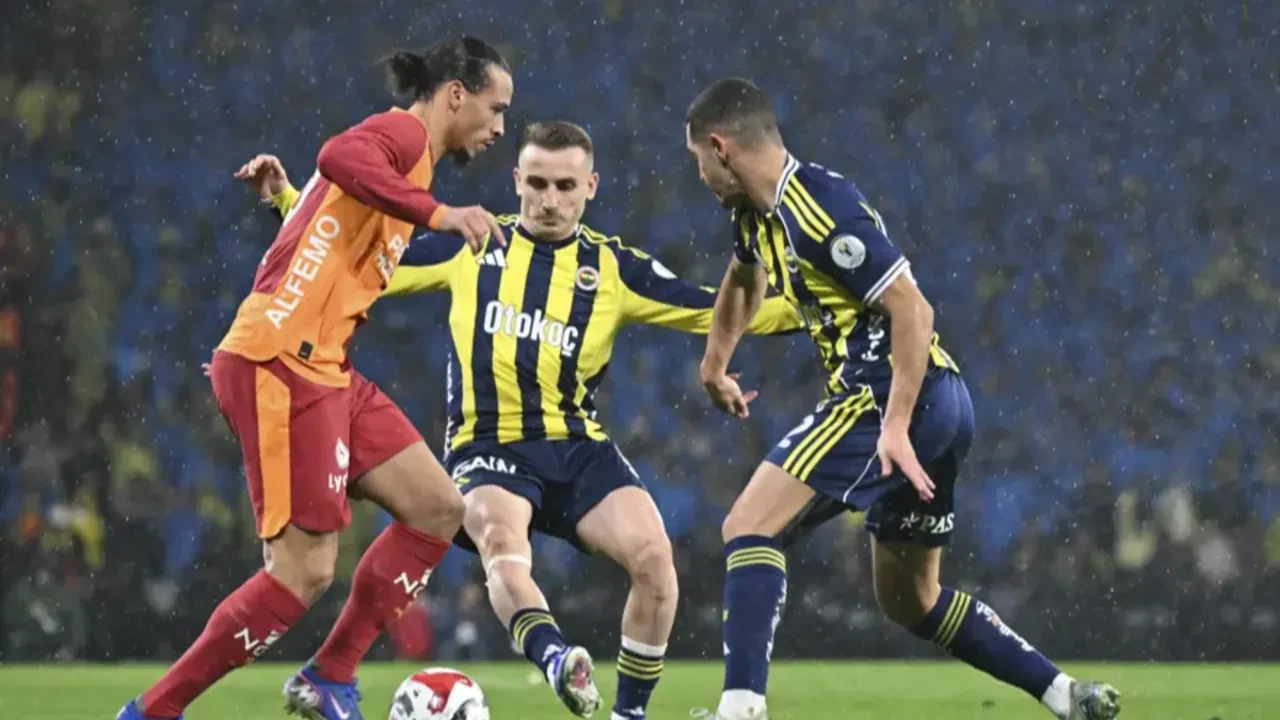 RAMS Park'ta şampiyonluk gecesi: Galatasaray bitirmek, Fenerbahçe dirilmek istiyor! İşte dev derbiye dair tüm istatistikler