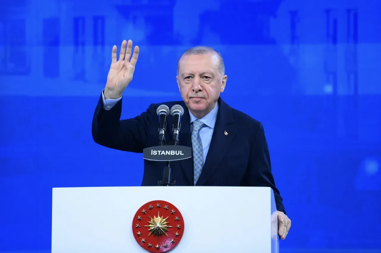 TOKİ kiralık sosyal konut projesi geliyor! Cumhurbaşkanı Erdoğan bir müjdeyi daha duyurdu: Ev sahibi devlet olacak