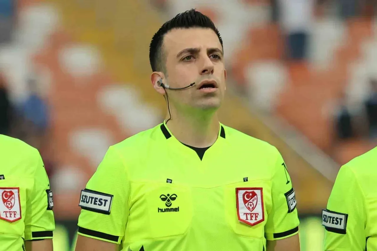 Galatasaray-Fenerbahçe derbisinin VAR hakemi belli oldu