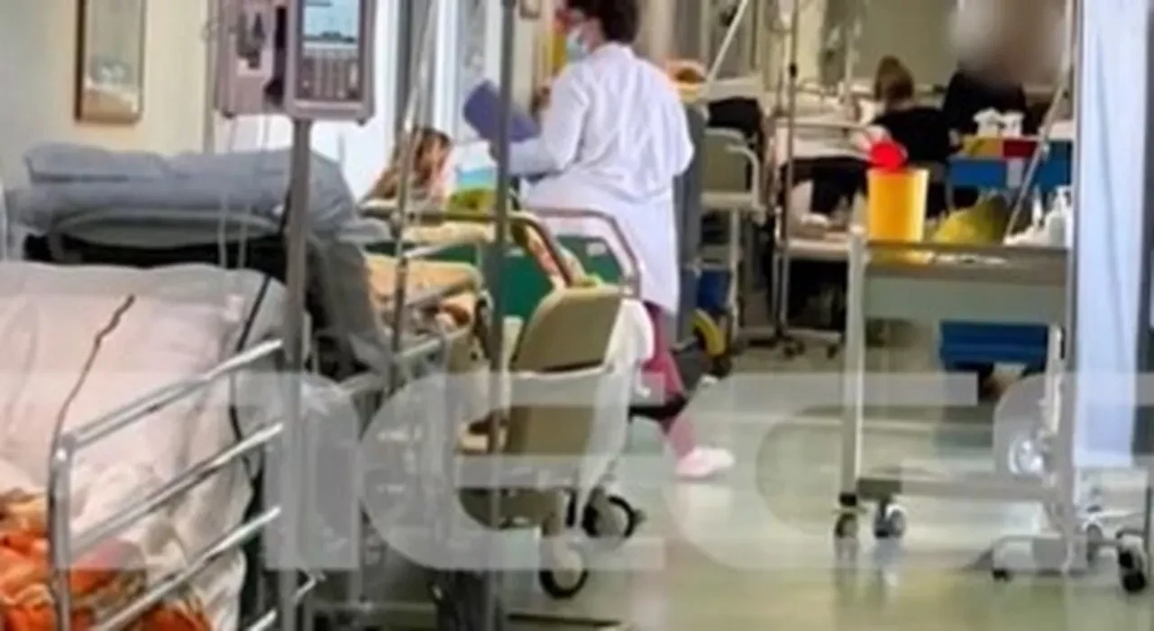 İki gün boyunca koridorda sedyeyle bekletildi: Atina'da sağlık krizi