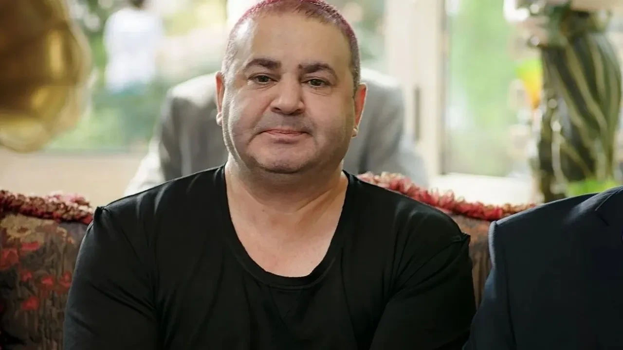 Şafak Sezer’in yaptırdığı estetikler gündem oldu! Ünlü oyuncunun son hali herkesi şaşkına çevirdi