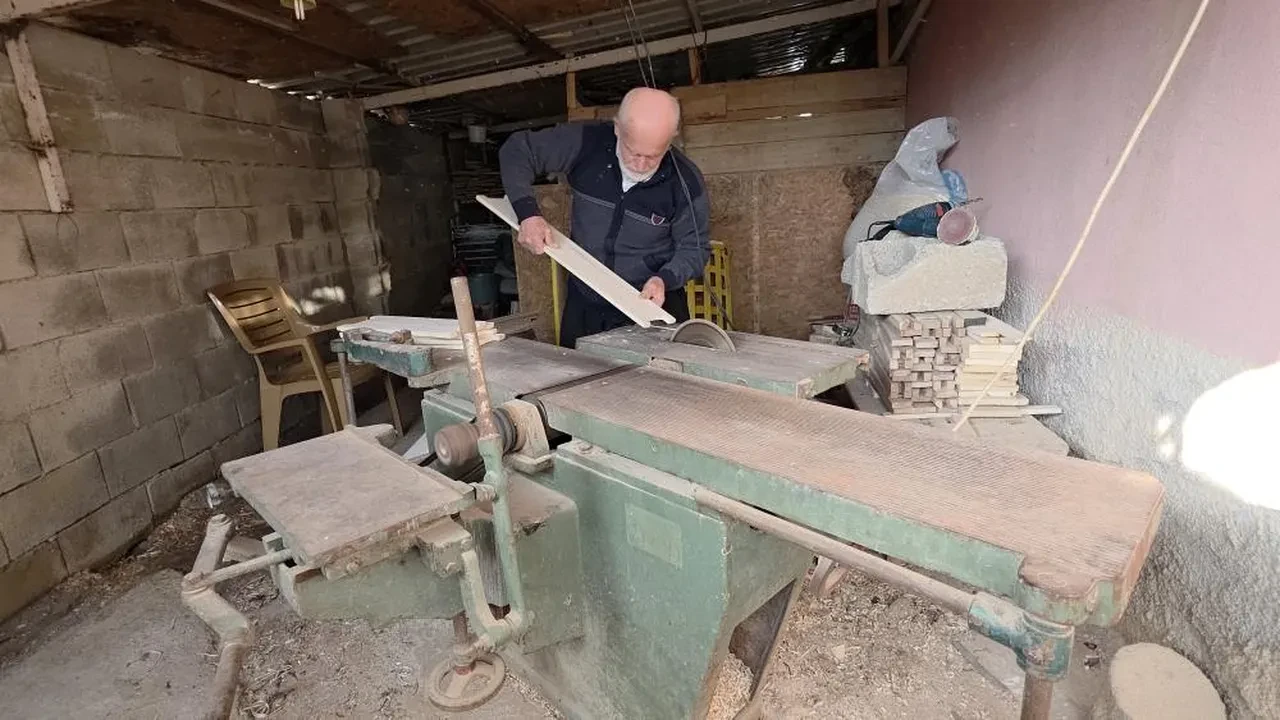 Tanesini 4 bin TL'den satıyor! Parayı buldu ama babasından öğrendiği mesleğine çırak bulamadı!