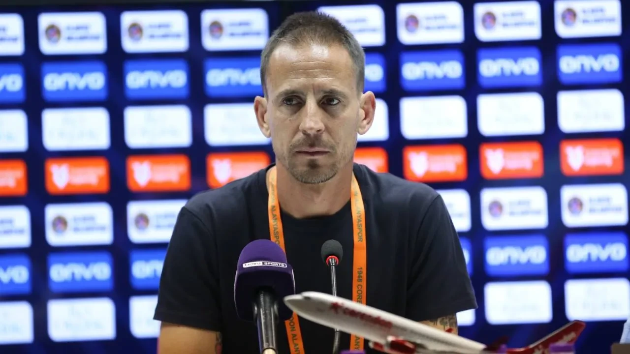 Alanyaspor'da Joao Pereira, Samsunspor yenilgisinin ardından konuştu! "Basit hatalar yaptık ve cezası ağır oldu"