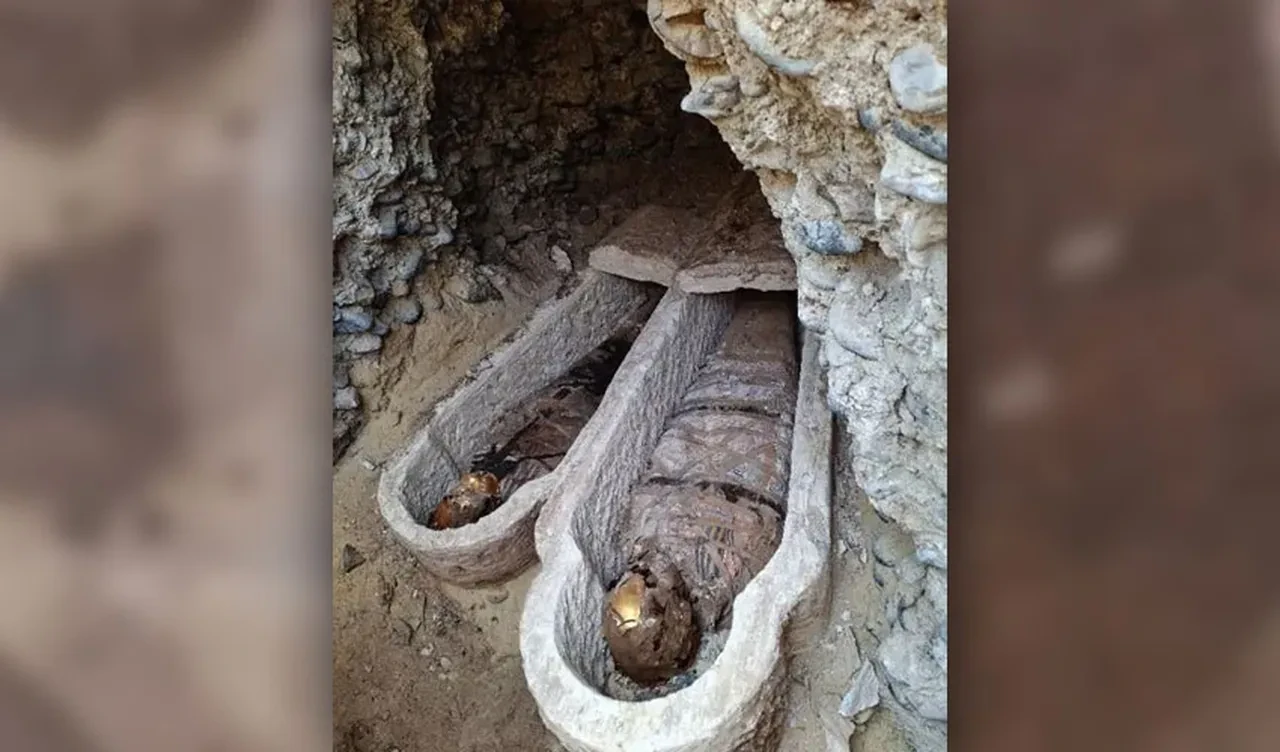 Arkeologlar, 1600 yıllık mumyanın karnında ünlü bir kitaba ait bir bölüm buldu