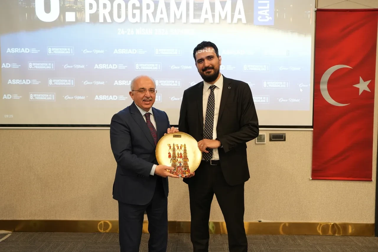 ASRİAD’dan kritik yol haritası! 'Zor zamanda iş üretmek' vurgusu