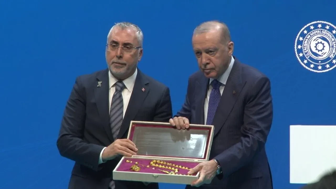 Bakan Işıkhan: 2 yılda yaklaşık 2 milyon kadının işe yerleştirilmesini sağladık