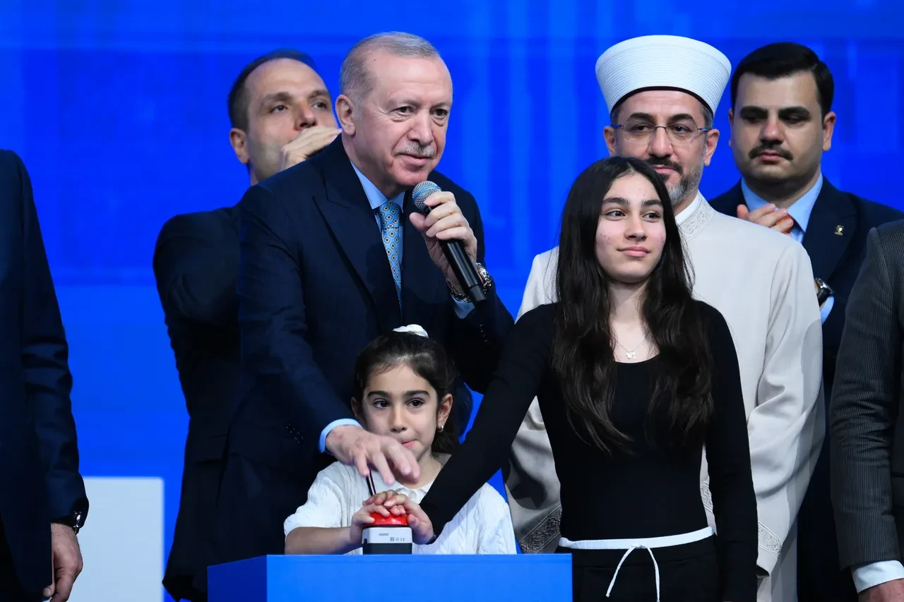 Cumhurbaşkanı Erdoğan'dan istihdamda hedefi açıkladı: 3 yılda 3 milyon genç kazandıracağız