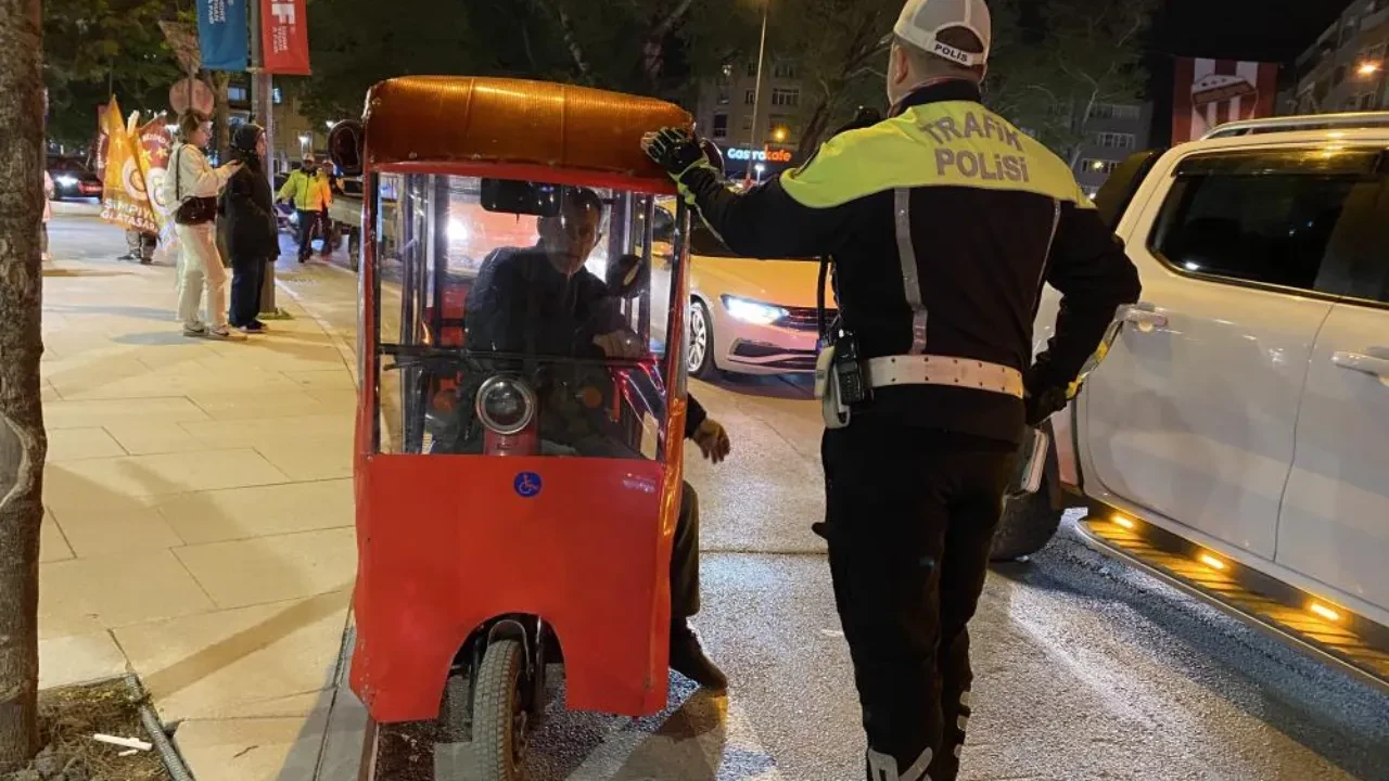 Derbi kutlaması pahalıya patladı! Triportör sürücüsüne ceza üstüne ceza yağdı